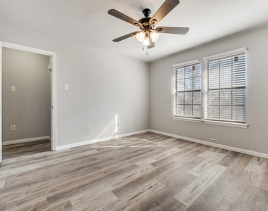 2835 Keller Springs - Photo Thumbnail 15