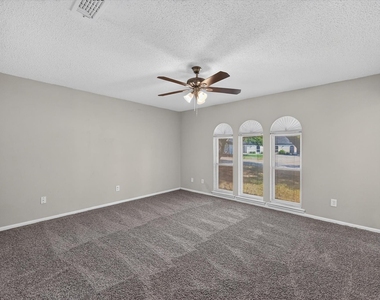 6401 Winn Street - Photo Thumbnail 12