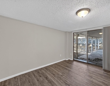 6401 Winn Street - Photo Thumbnail 10