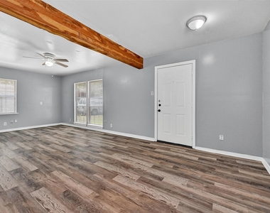 401 S Contemporary Drive - Photo Thumbnail 8