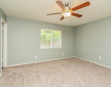 7005 Wildbriar Court E - Photo Thumbnail 8