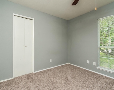7005 Wildbriar Court E - Photo Thumbnail 11