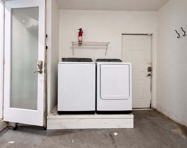 11838 Nw 13th Street - Photo Thumbnail 19