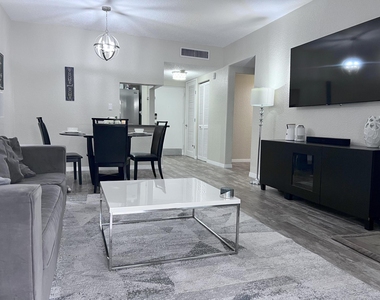50 Sw 3rd Avenue - Photo Thumbnail 1