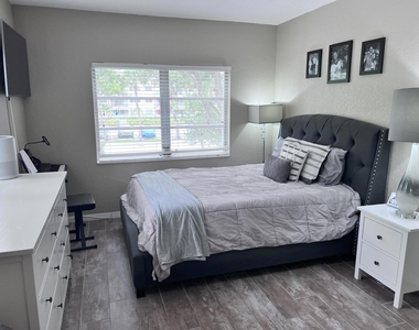 50 Sw 3rd Avenue - Photo Thumbnail 5