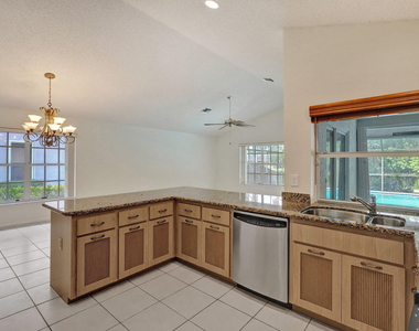 9821 Sw 3rd Court - Photo Thumbnail 6