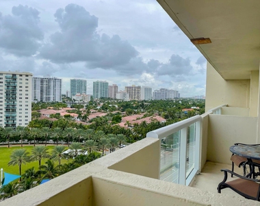 19201 Collins Avenue - Photo Thumbnail 7