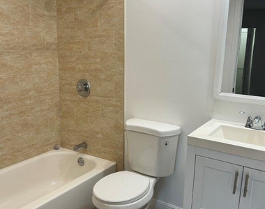 1108 Meadows Circle - Photo Thumbnail 9