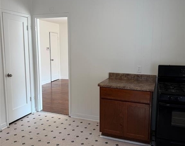 511 E Harmon Drive - Photo Thumbnail 19