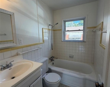 511 E Harmon Drive - Photo Thumbnail 5