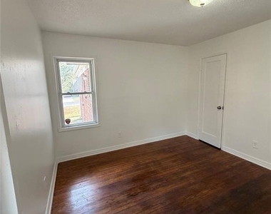 511 E Harmon Drive - Photo Thumbnail 25