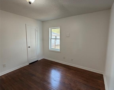 511 E Harmon Drive - Photo Thumbnail 28