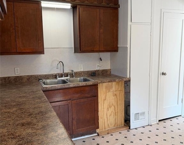 511 E Harmon Drive - Photo Thumbnail 18