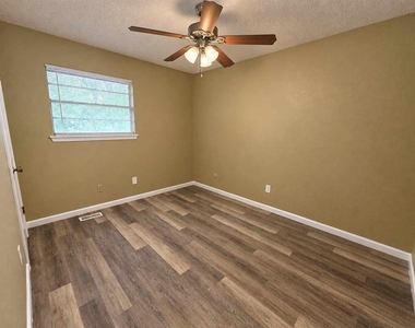 9717 Ne 2nd Street - Photo Thumbnail 10