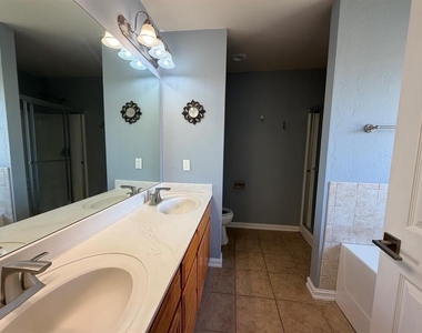 7908 Woodbend Lane - Photo Thumbnail 11
