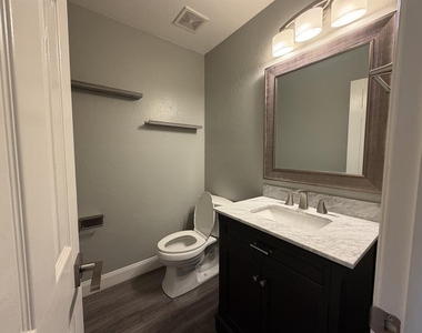 7908 Woodbend Lane - Photo Thumbnail 5