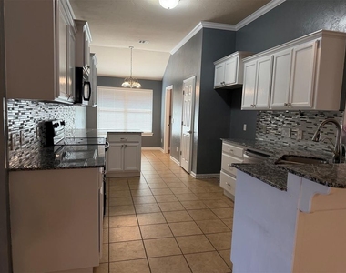 7908 Woodbend Lane - Photo Thumbnail 2