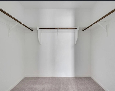 2032 Derby Lane - Photo Thumbnail 21