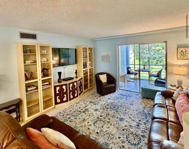 300 Ne 26th Avenue - Photo Thumbnail 1
