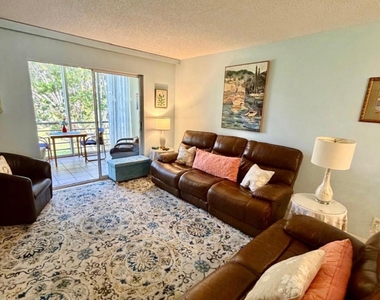 300 Ne 26th Avenue - Photo Thumbnail 5