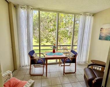 300 Ne 26th Avenue - Photo Thumbnail 3