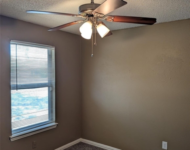 5325 Weddington Court - Photo Thumbnail 12