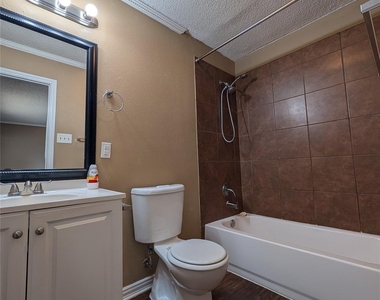 5325 Weddington Court - Photo Thumbnail 19