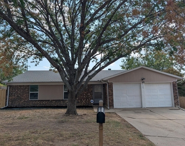 5325 Weddington Court - Photo Thumbnail 1