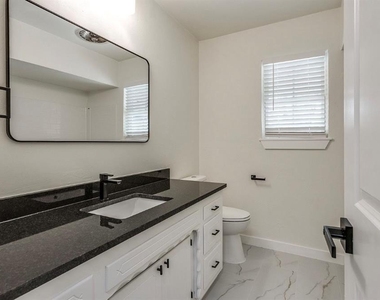 9408 N Northland Road - Photo Thumbnail 8