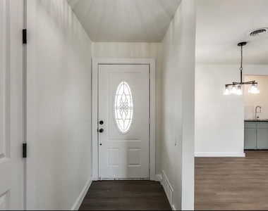 9408 N Northland Road - Photo Thumbnail 11
