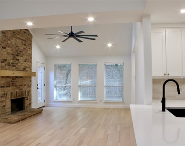 3706 Aries Drive - Photo Thumbnail 12