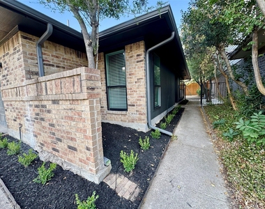3706 Aries Drive - Photo Thumbnail 2