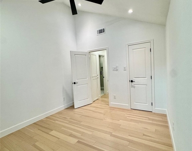 3706 Aries Drive - Photo Thumbnail 20