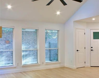 3706 Aries Drive - Photo Thumbnail 19