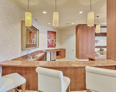 1945 S Ocean Drive - Photo Thumbnail 40