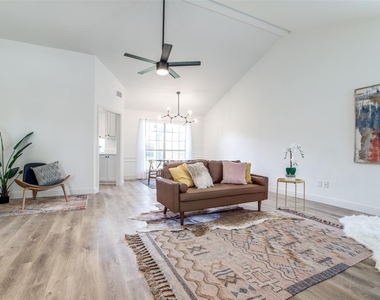 8341 Edgewater Drive - Photo Thumbnail 3