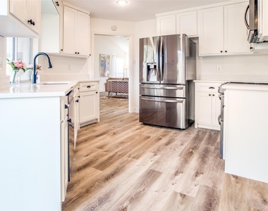 8341 Edgewater Drive - Photo Thumbnail 8