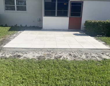 2731 Emory Drive W - Photo Thumbnail 5