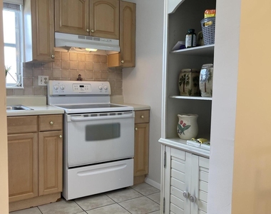 2731 Emory Drive W - Photo Thumbnail 35