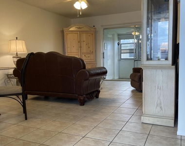2731 Emory Drive W - Photo Thumbnail 16