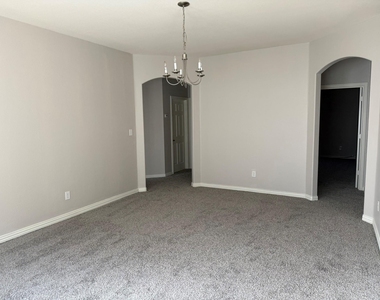 8101 Juliette Drive - Photo Thumbnail 5