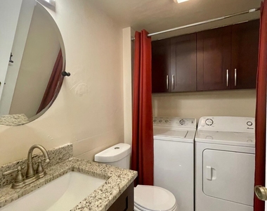 728 Mill Valley Place - Photo Thumbnail 9