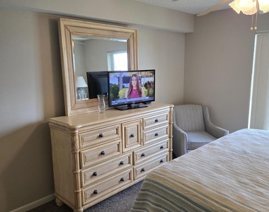 2512 Se Anchorage Cove - Photo Thumbnail 6