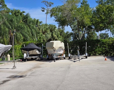2512 Se Anchorage Cove - Photo Thumbnail 24