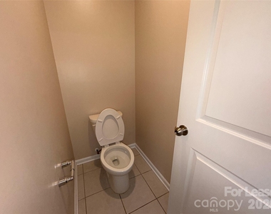 2433 Chinkapin Court - Photo Thumbnail 31