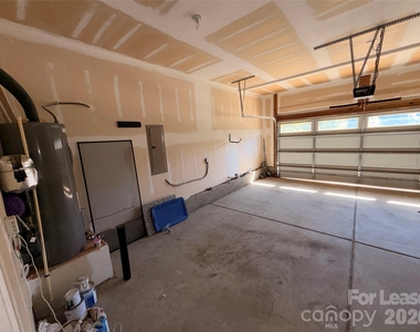 2433 Chinkapin Court - Photo Thumbnail 14