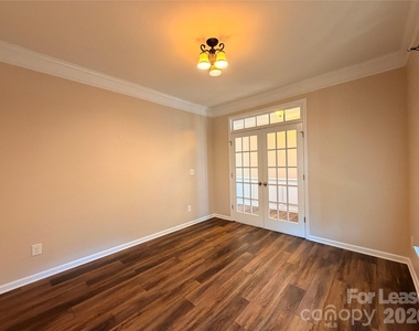 2433 Chinkapin Court - Photo Thumbnail 4