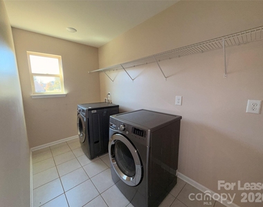2433 Chinkapin Court - Photo Thumbnail 24