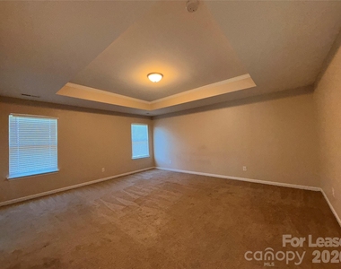 2433 Chinkapin Court - Photo Thumbnail 25