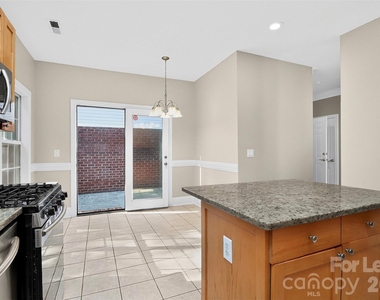 14503 Adair Manor Court - Photo Thumbnail 12